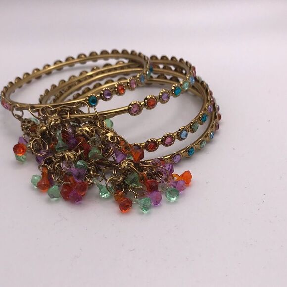 Bundle Set of 4 Fashion Bracelets - Picture 4 of 4